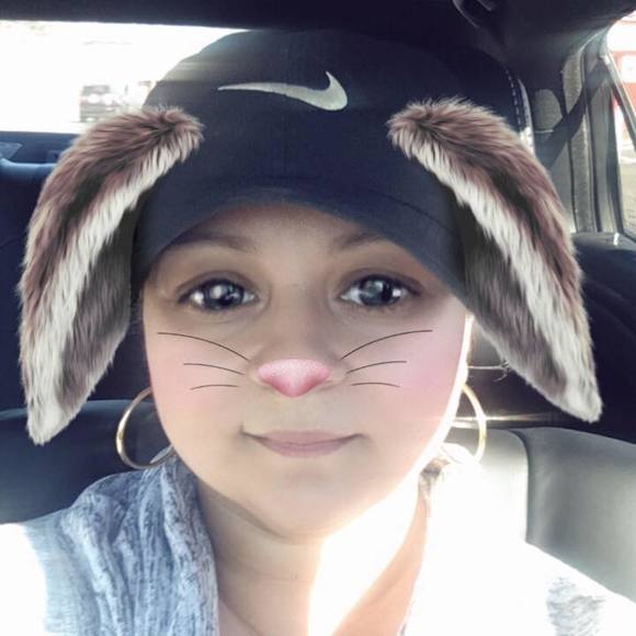 Meet your Posher, Sandra - Picture 2 of 2